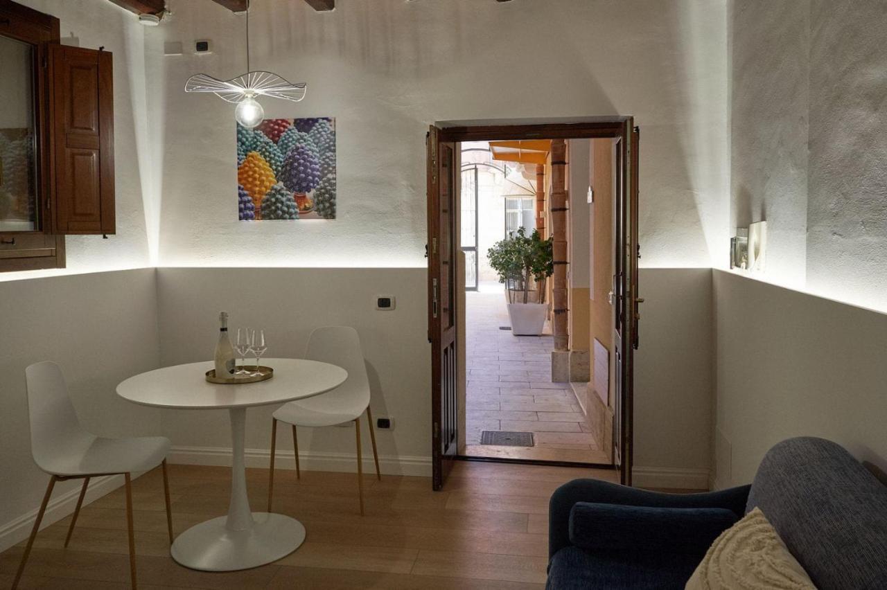 Residence Cortile Merce Trapani Kültér fotó