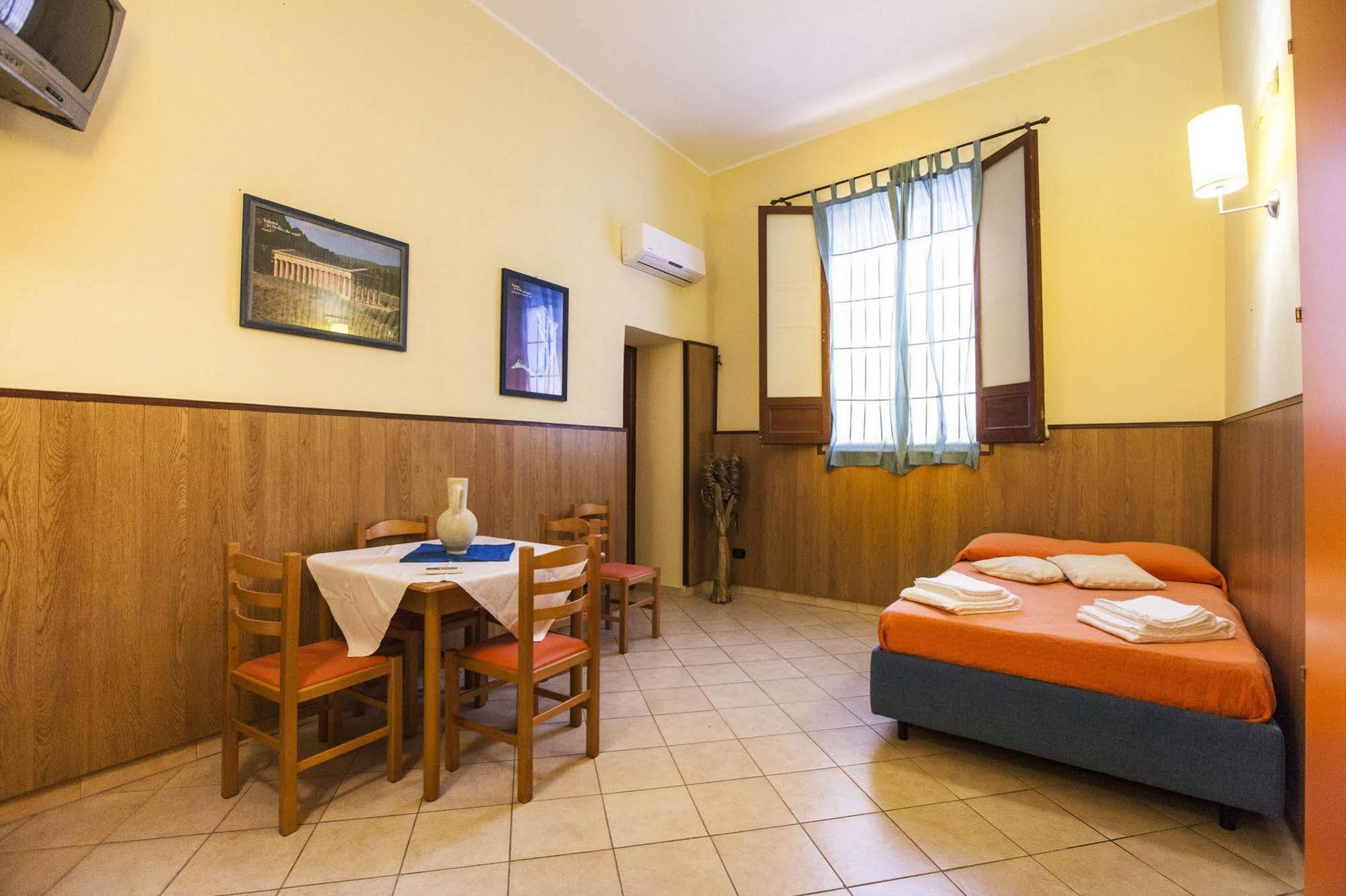 Residence Cortile Merce Trapani Kültér fotó